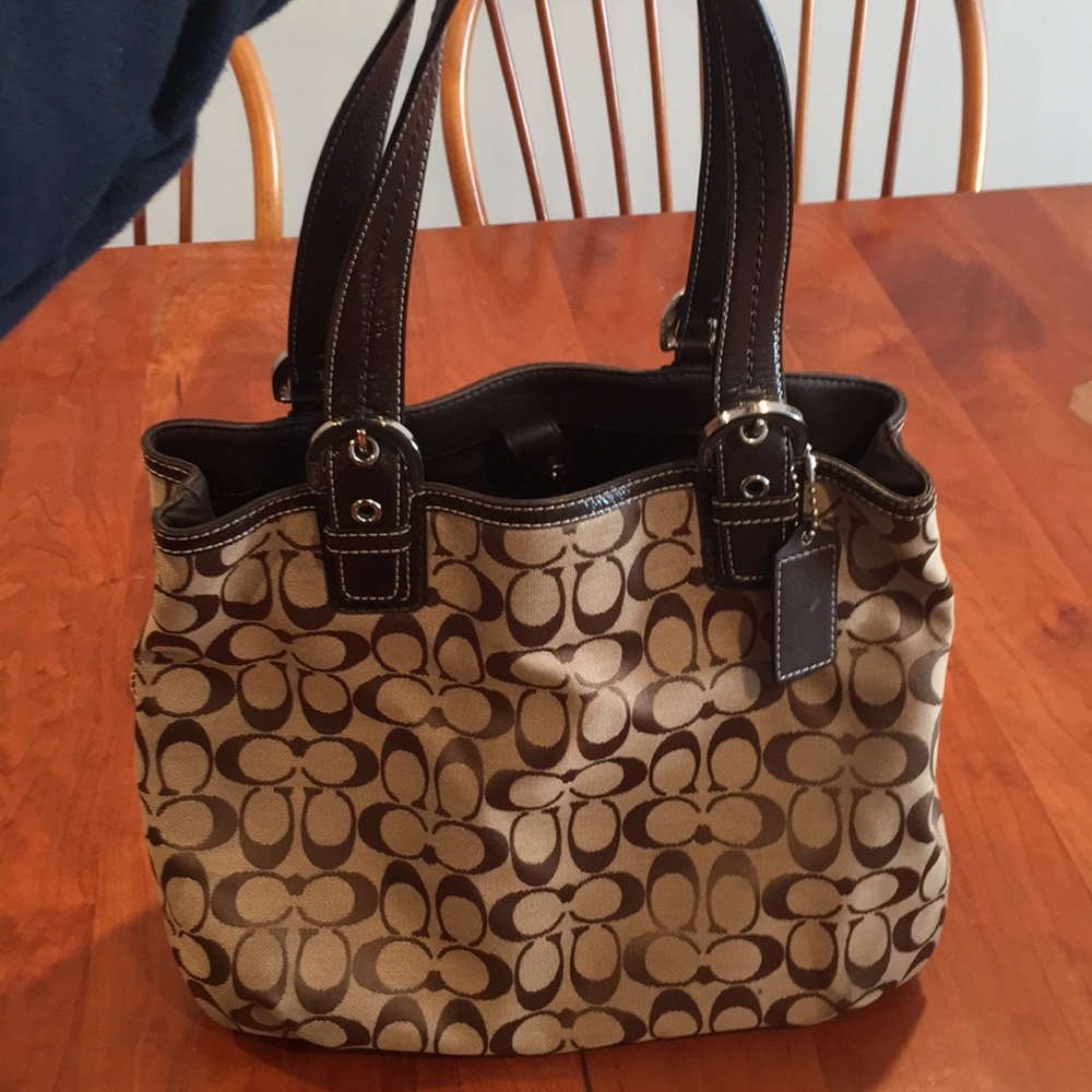 Coach bag! Only used a few times! Like new!